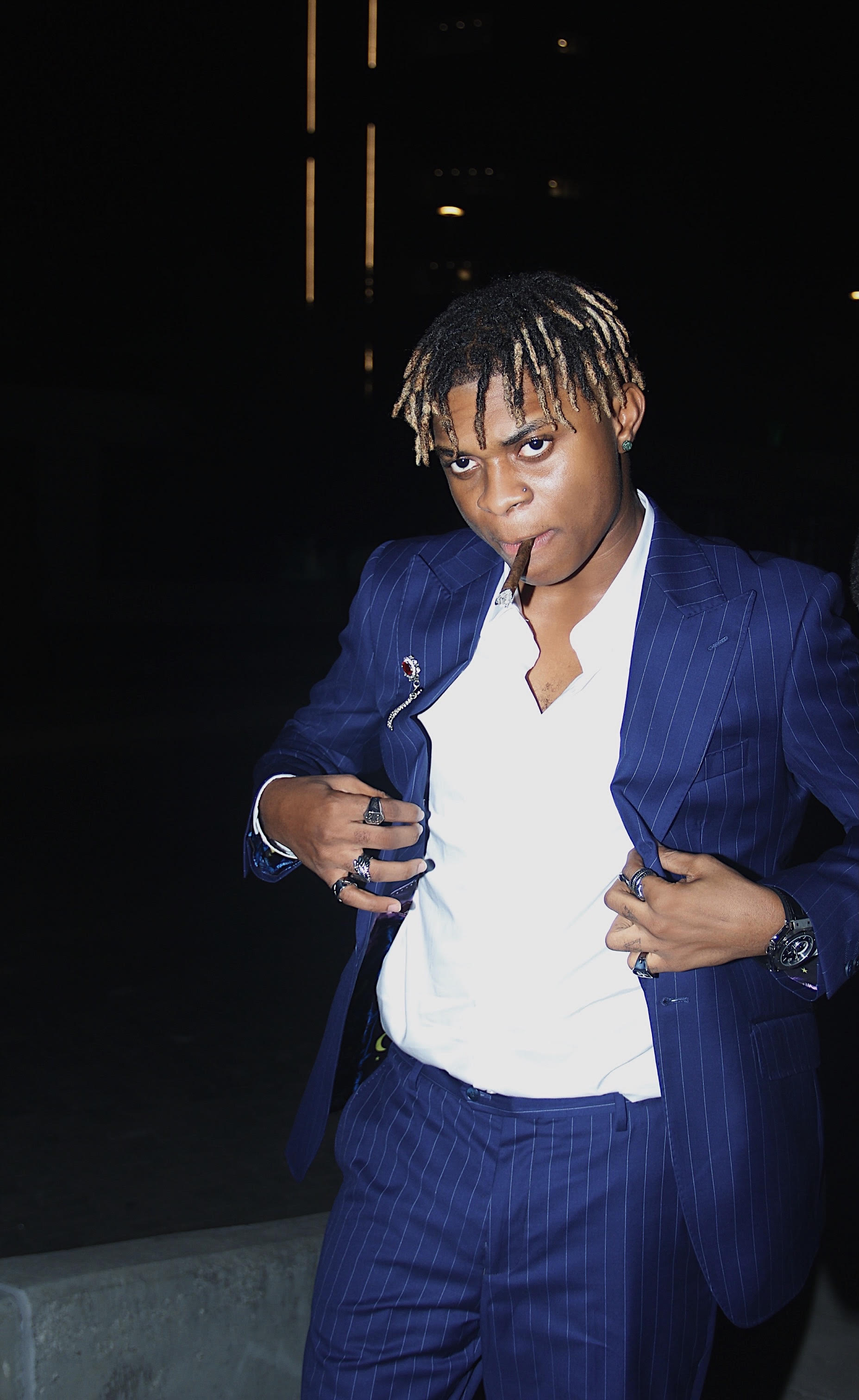 Favi features Psycho YP, Zilla Oaks and Yung Kossi on, 'Friday Night In Gidi.' (TBD)